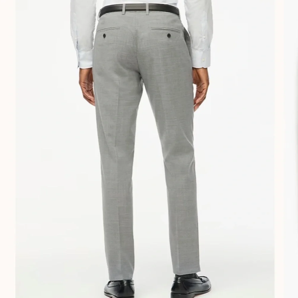 J crew light grey Thompson suit pant in four-season wool blend